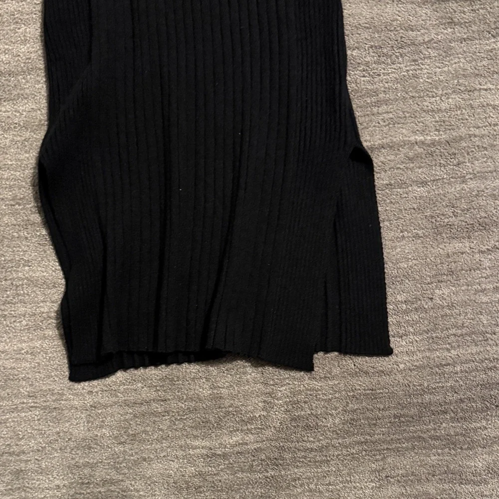 Black Sweater Dress - Picture 4 of 7